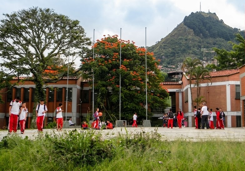 Sede actual de la Institución Educativa Barrio Santander