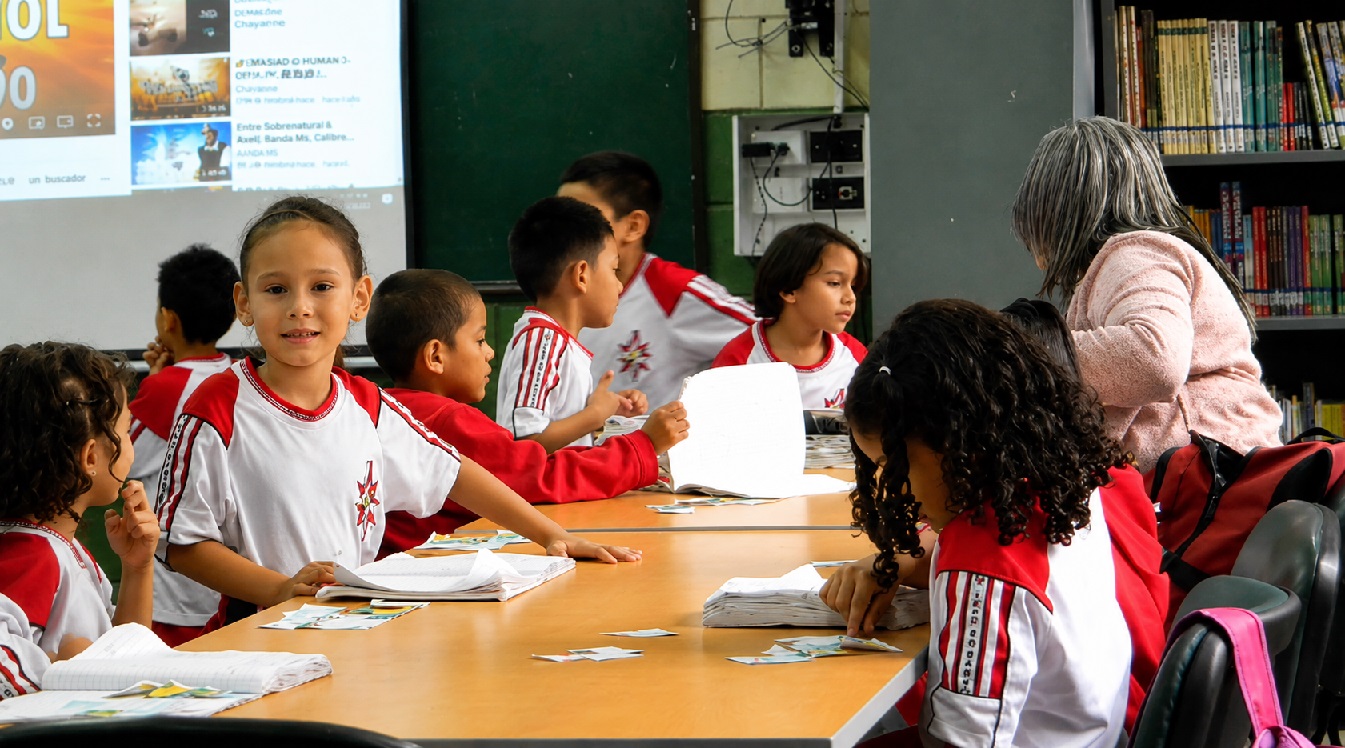 Estudiantes de primaria IEBS